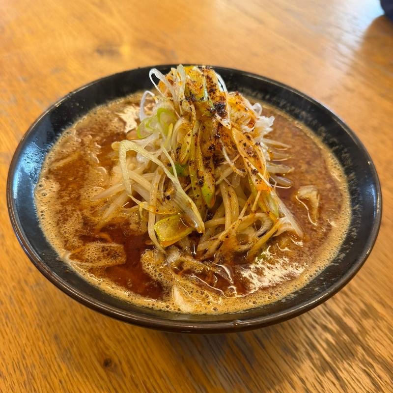 旨辛焦がしラー油味噌らーめん(麺や碁飯)