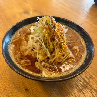旨辛焦がしラー油味噌らーめん(麺や碁飯)