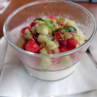 ランチドルチェ.パンナコッタ(ジョリーパスタ 盛岡本宮店)