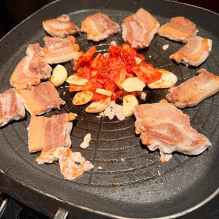 厚切りサムギョプサル(長寿韓酒房 海浜幕張店)