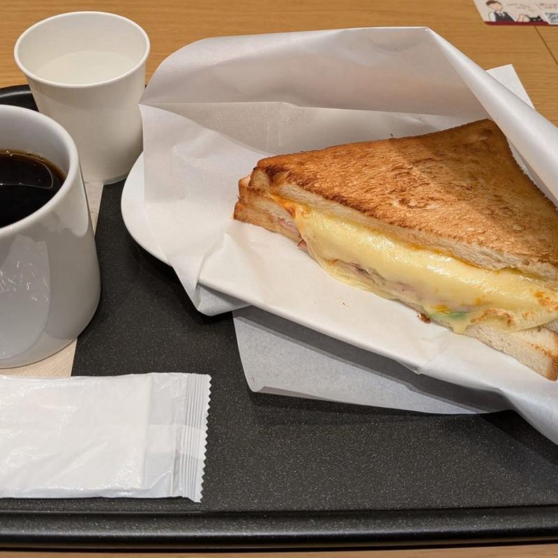 モーニングCセット(カフェ・ベローチェ 千歳烏山店)