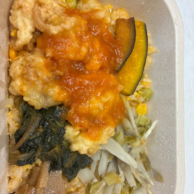 あえて、甘辛海老チリ。オムライス風まぜご飯(株式会社アサヒウェルネスフーズ)