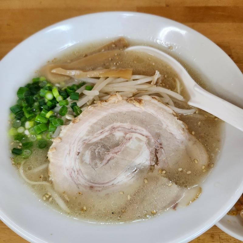 旨塩とんこつラーメン(味の蔵Koshu)