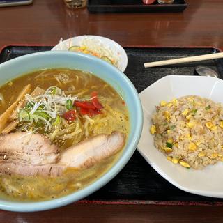 カレーラーメンとAセット