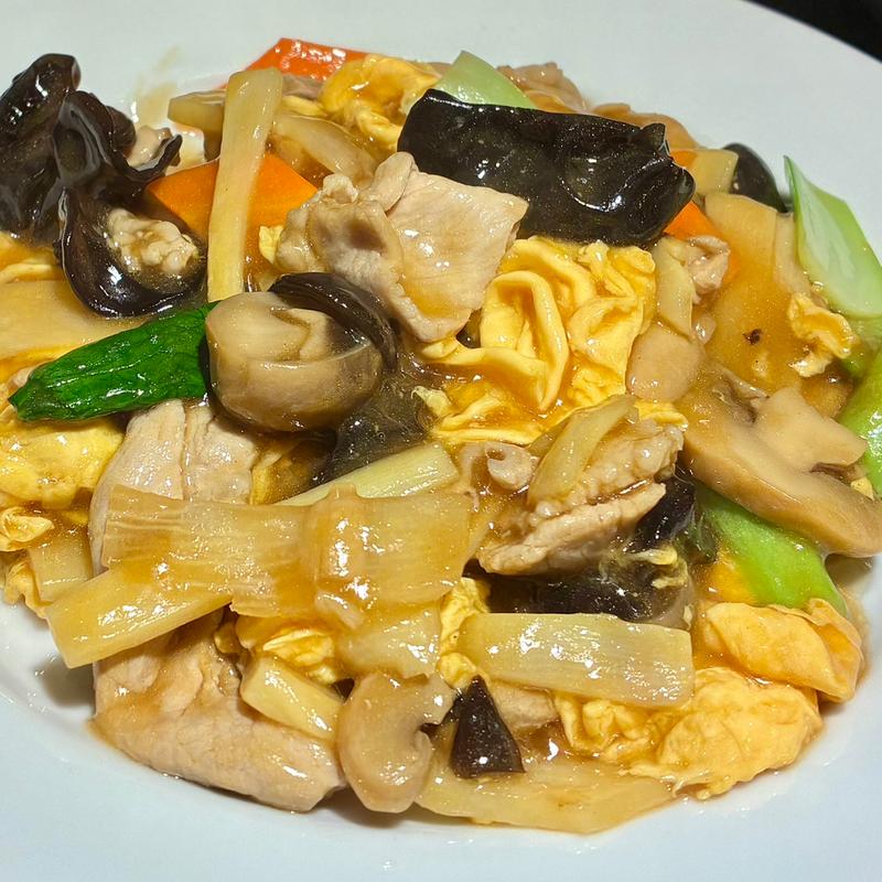 ランチ定食（豚肉ときくらげの卵炒め）(社員の家)