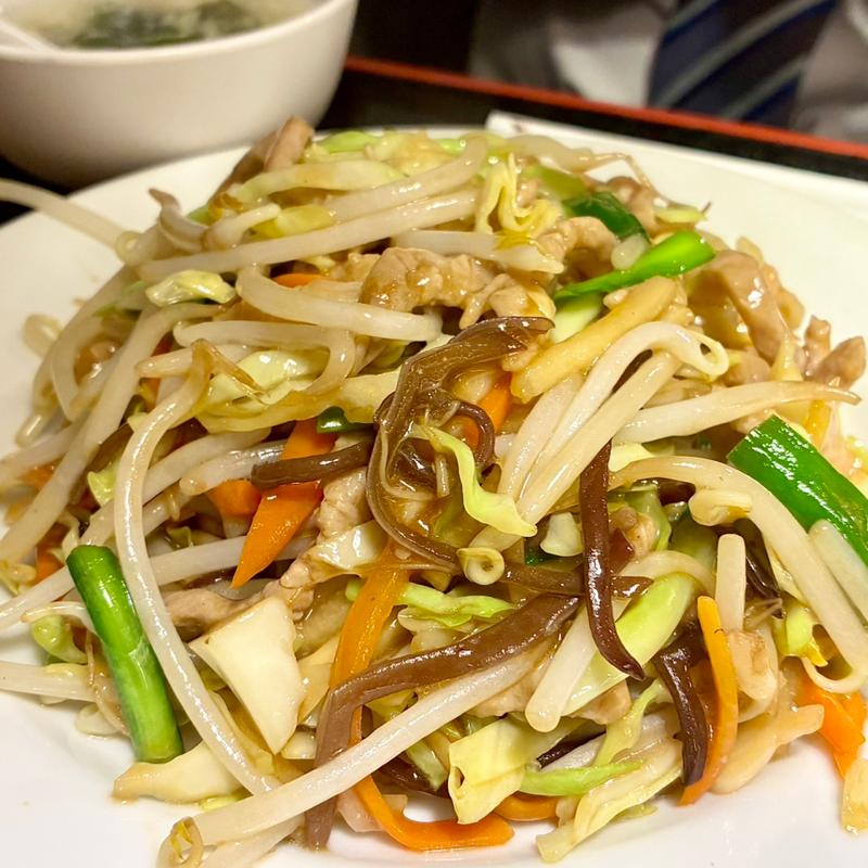 ランチ定食（肉野菜炒め）(社員の家)