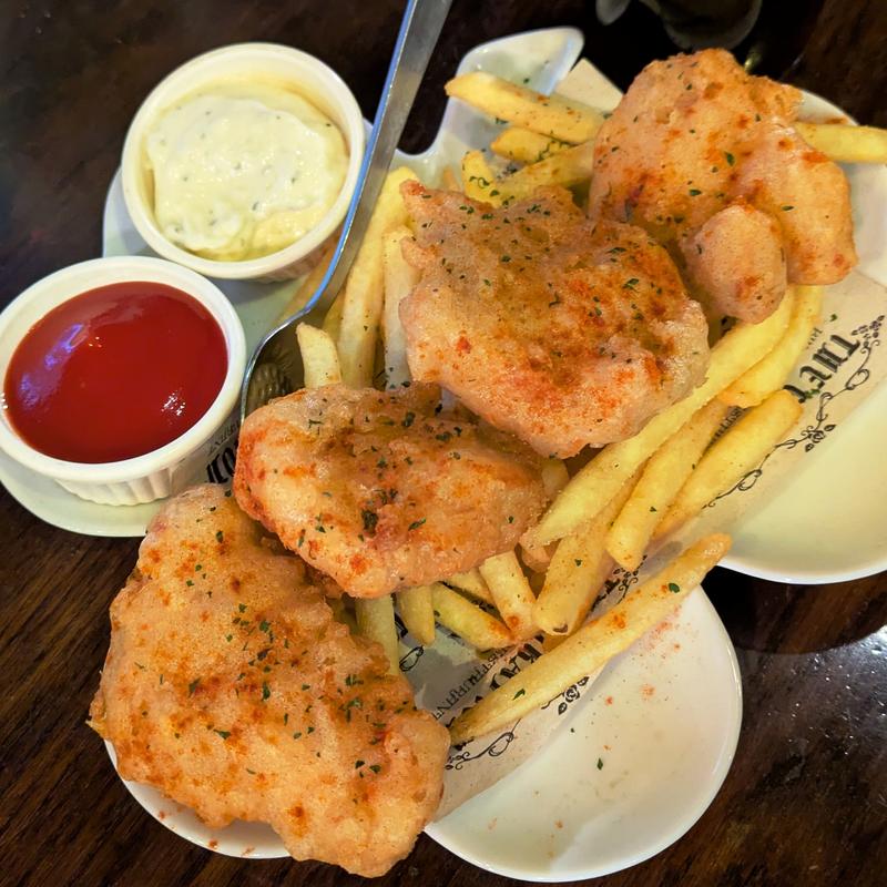 フィッシュアンドチキン（ハーフ）(ザ・グラフトン )