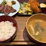 牛タン牡蠣フライ定食