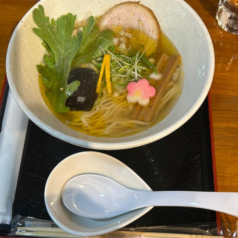 鶏煮干し塩ラーメン(らぁ麺 くろき)