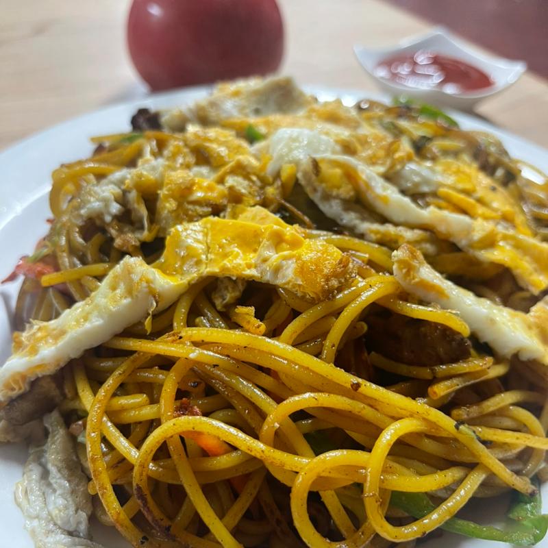 MIXチャウミン(Namo Buddha Nepali & Indian Cuisine Restaurant Naha Okinawa)