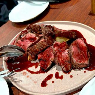 牛肉のロースト赤ワインソース(カーサ ブランジーノ)