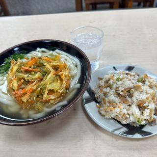 野菜かき揚げうどん(やぶしげうどん 川東店 )