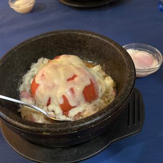 石焼リゾットまるごとトマトとパンチェッタ、モッツァレラチーズ