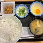 生玉子かけご飯納豆