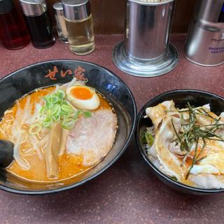 味噌ラーメン　豚丼(せい家 五反野)