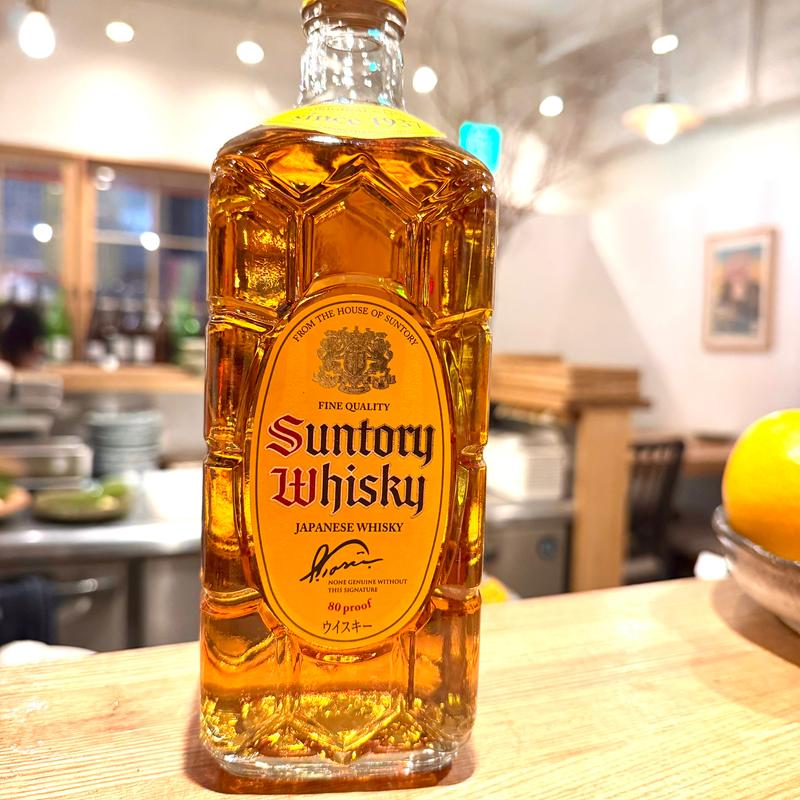 サントリー角瓶（瓶）(とととくじら)