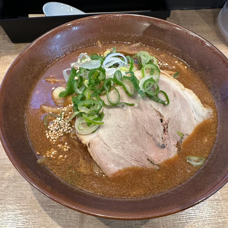 赤味噌ラーメン(九段下 中路)