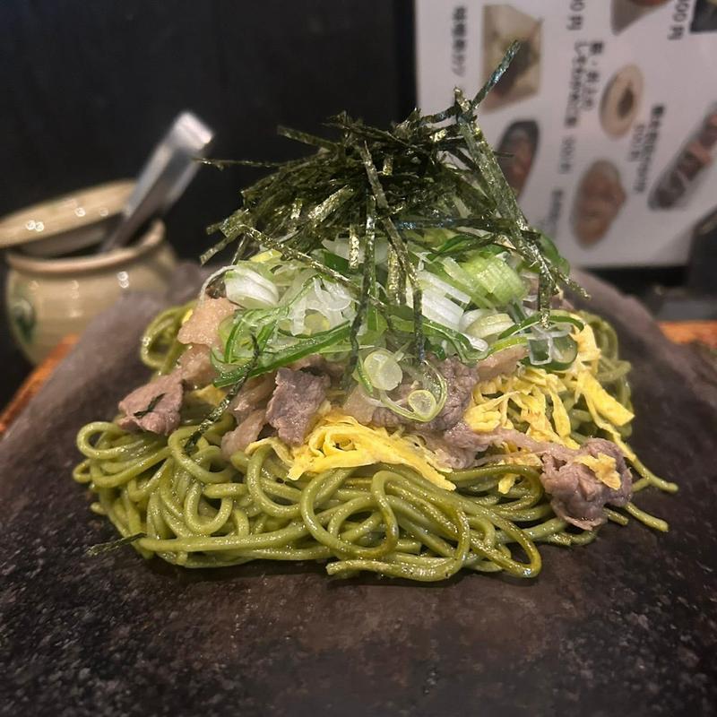 瓦そば 牛肉(瓦そばPIN（ピン）名古屋錦店)