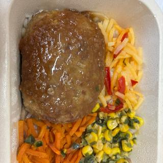 あえて、和風醤油ハンバーグ、根菜ときのこのまぜ🍚(株式会社アサヒウェルネスフーズ)