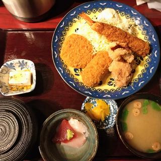 ミックスフライ(小坂)