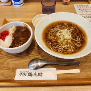 ビーフカレー小丼とそば(温)(生そば 中村麺兵衛 沖縄県庁前店)