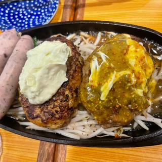 ハンバーグ　デミ&ワサマヨ&ウインナー(武州うどんあかね&みどりダイニング)
