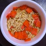 チキンラーメンどんぶり　よっちゃんいか