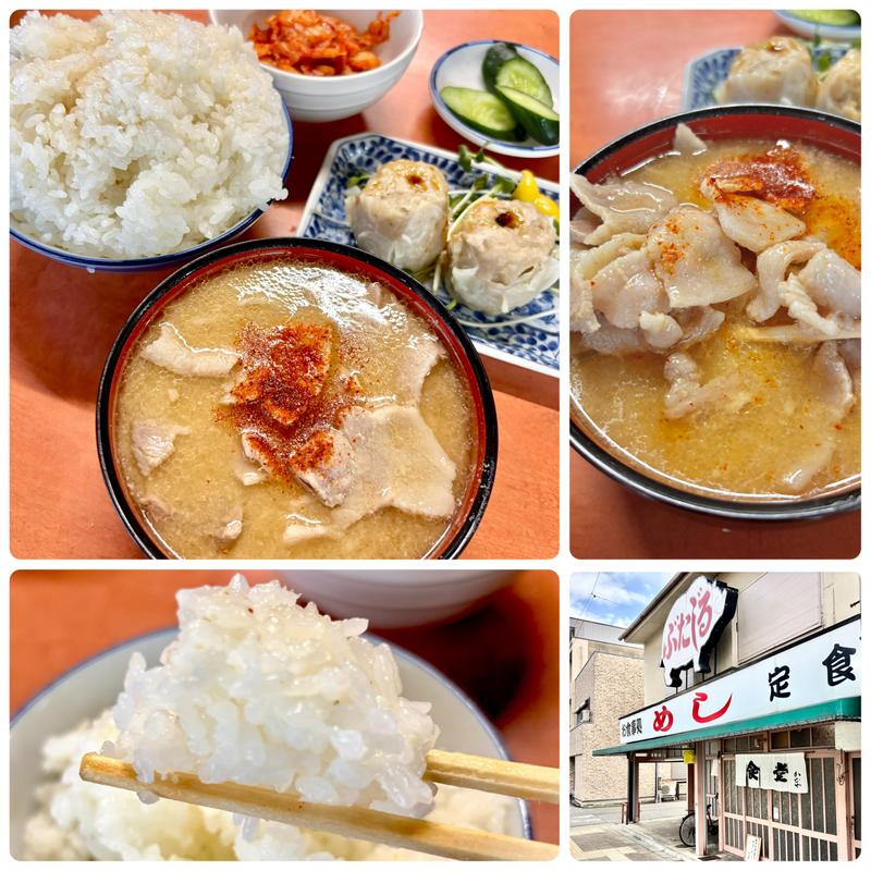 ぶた汁、ご飯（中）、シュウマイ、キムチ(かどや )