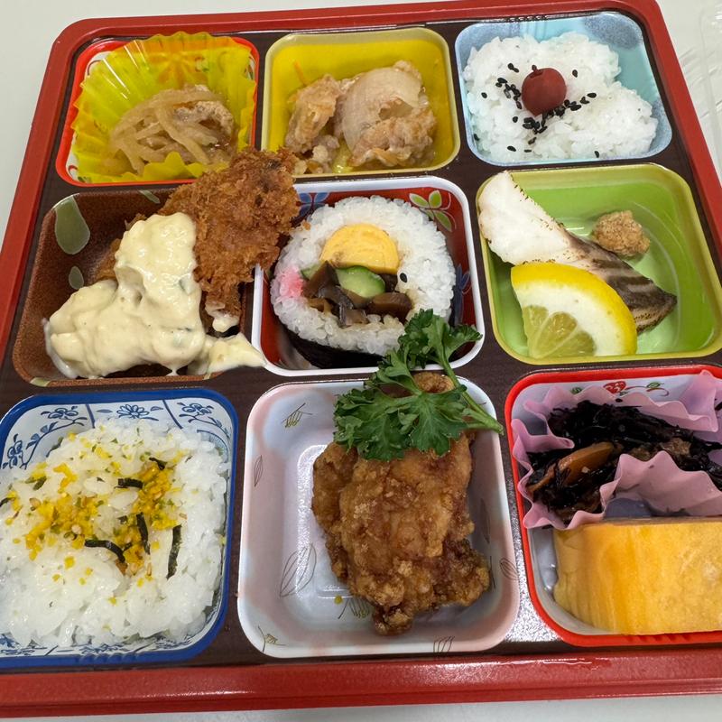 日向細島獲れ天然海鮮弁当(ぽっくる農園 おさかな料理)