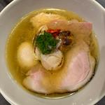 特製塩ラーメン(Ramen 翡翠)