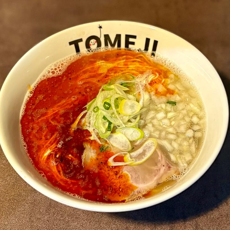 カラニボ(カタカナトメジ)