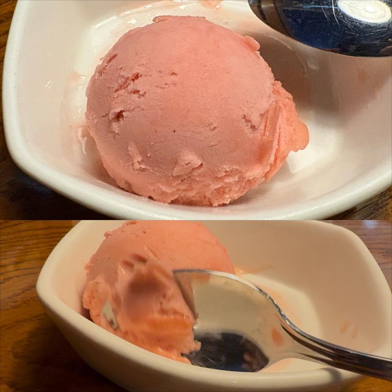 ストロベリーアイス(アウトバック ステーキハウス 海老名店 (OUTBACK STEAKHOUSE))