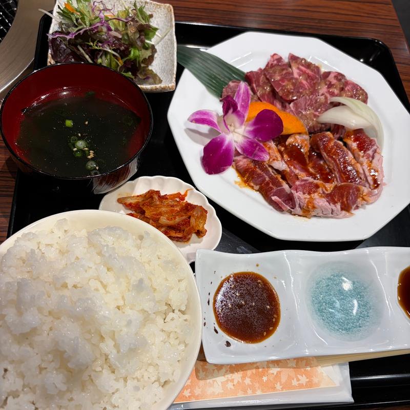 ハラミ定食(焼肉萬両)