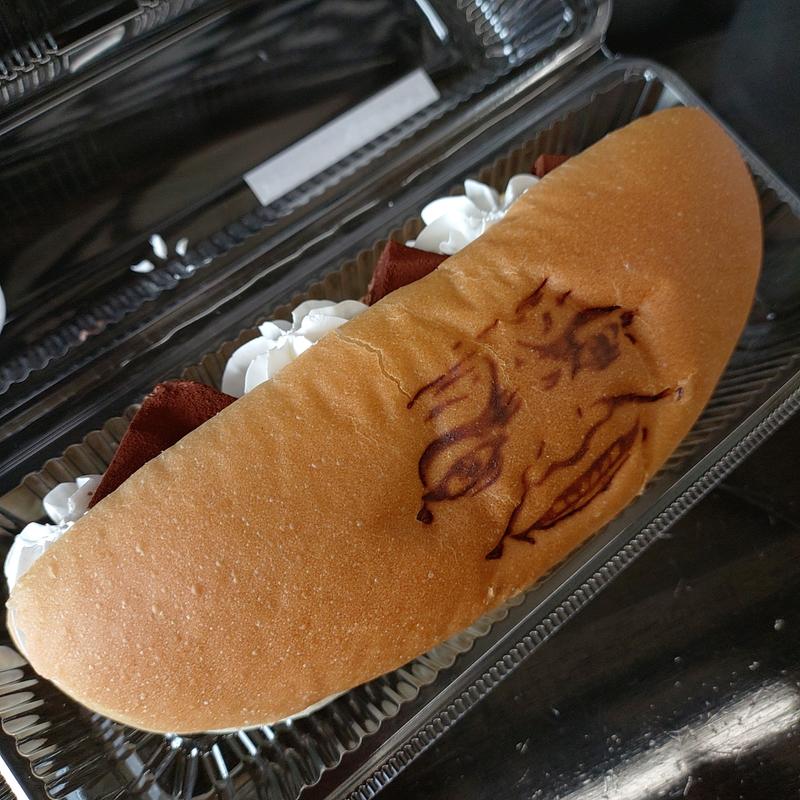 鬼婆パン　チョコケーキ&カスタードホイップ(二本松ベーカリー )