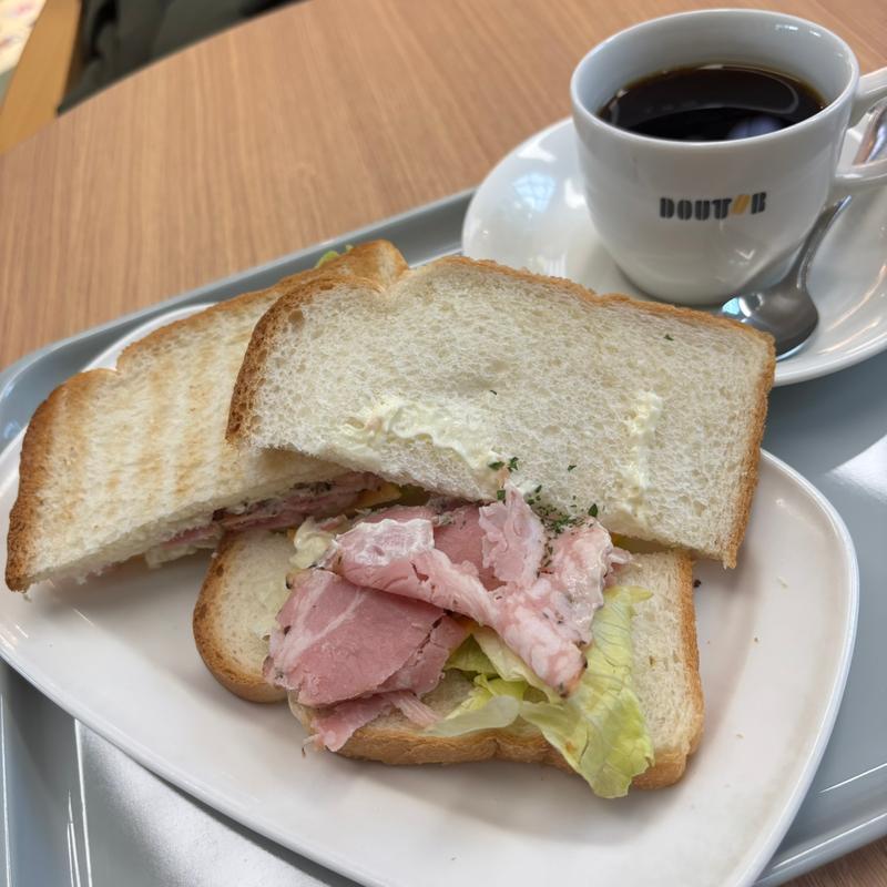 モーニング・セットB パストラミポーク＆ポテト(ドトールコーヒーショップ 災害医療センター店)