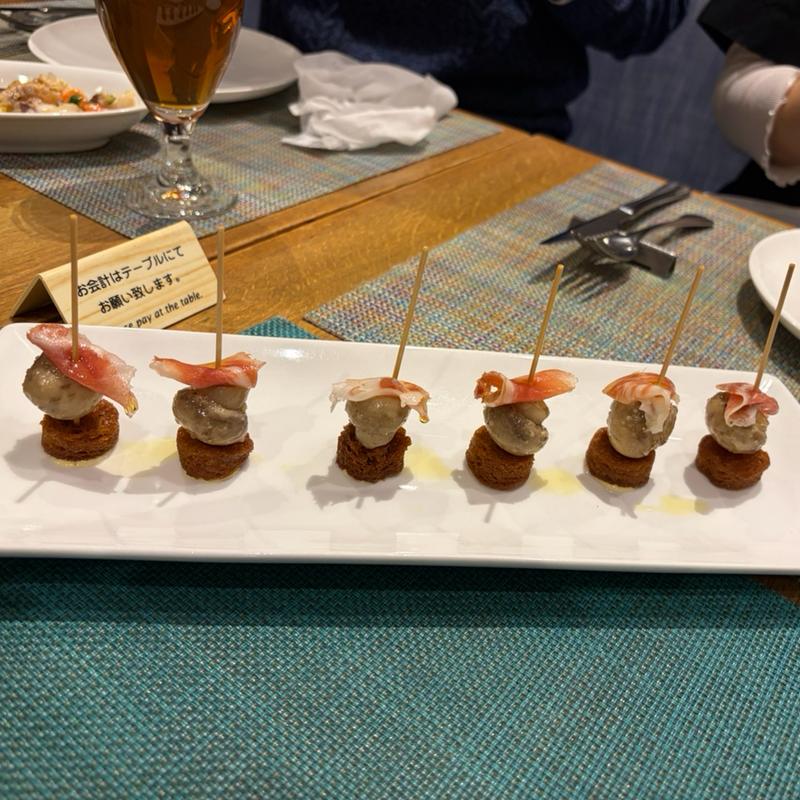 生ハムとマッシュルームのピンチョス(BIKiNi medi 池袋東武店 （ビキニ　メディ）)