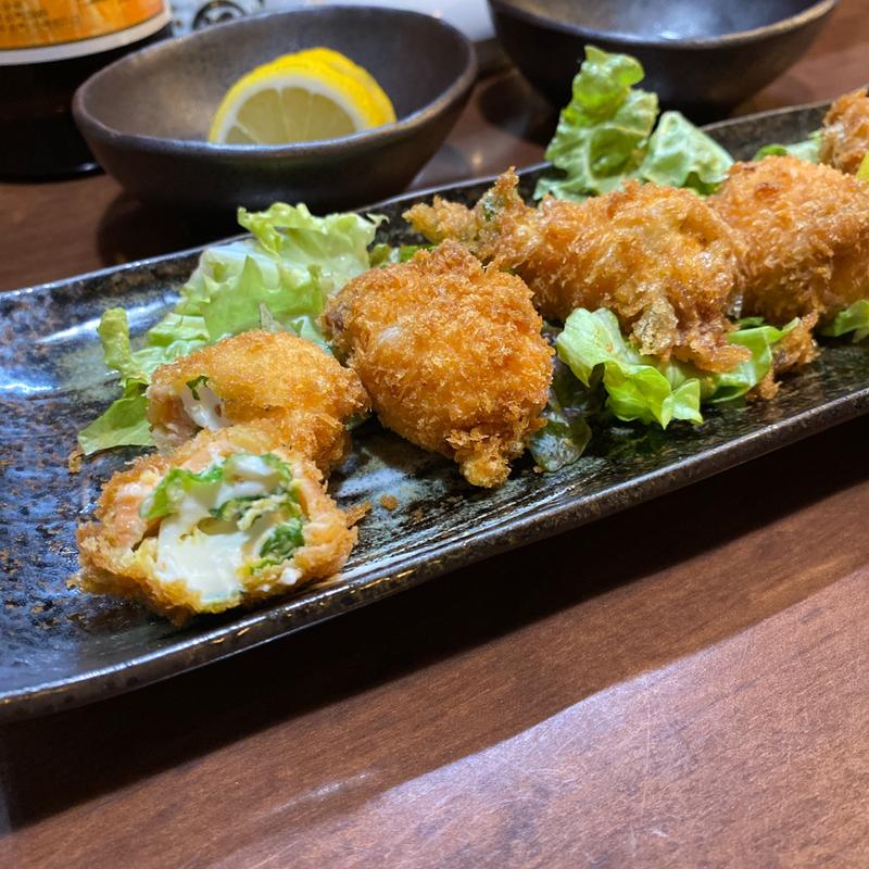 サーモンクリームチーズフライ(味処●酒処 とらや)