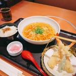 大海老天ぷらうどんとちりめん山椒ごはん