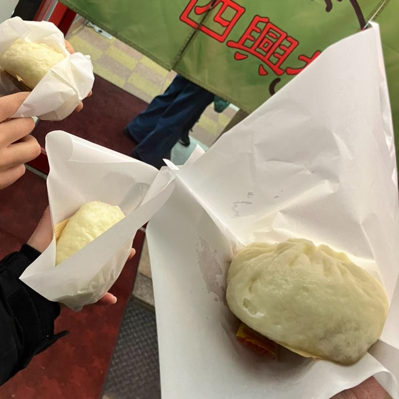 豚まん(四興樓)