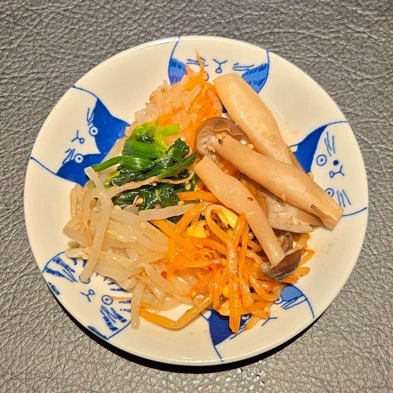 ナムル盛り(やきにく ポッサムチプ)