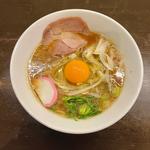 醤油豚骨ラーメン(限定)