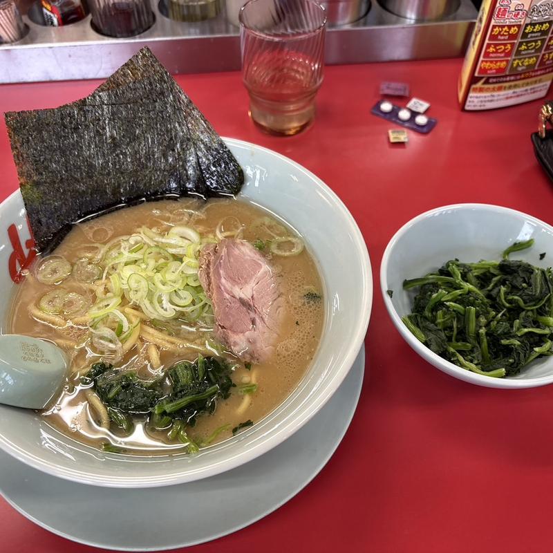 醤油ラーメン　ほうれん草(ラーメン山岡家 越谷レイクタウン店)