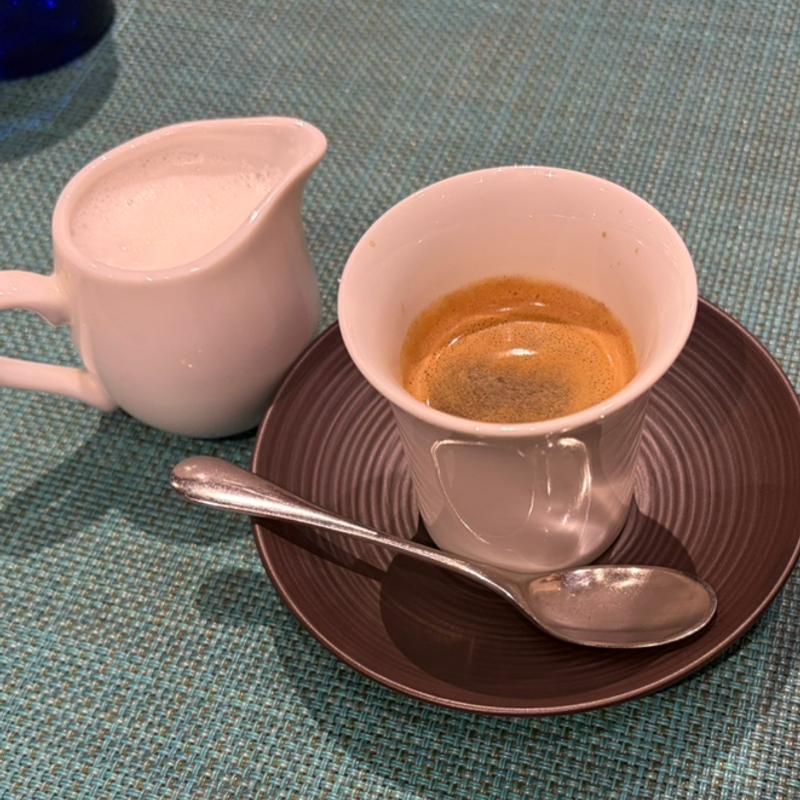 コルタード(BIKiNi medi 池袋東武店 （ビキニ　メディ）)