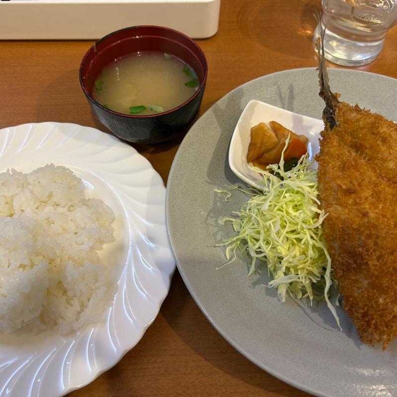 アジフライ定食(チップ )