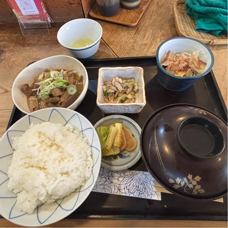 モツ煮定食(八起 )