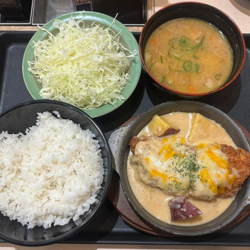 シュクメルリチキンかつ定食(松のや 中野坂上店)