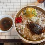 ハンバーグピラフ