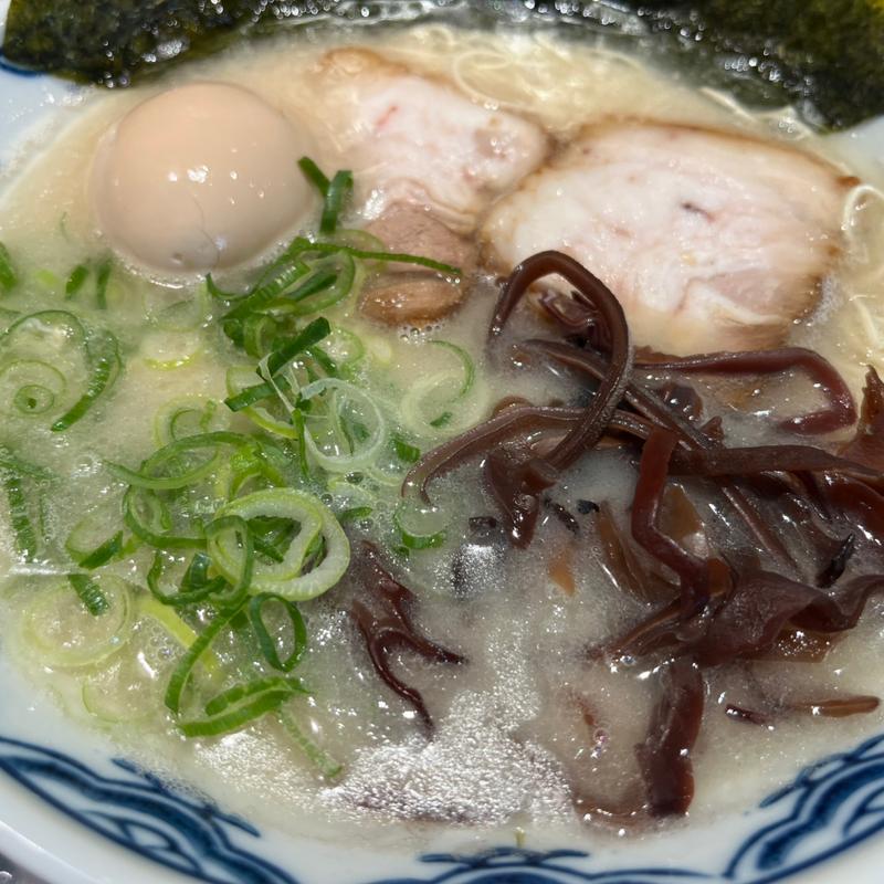 由丸ラーメン(博多らーめん由丸 人形町店)