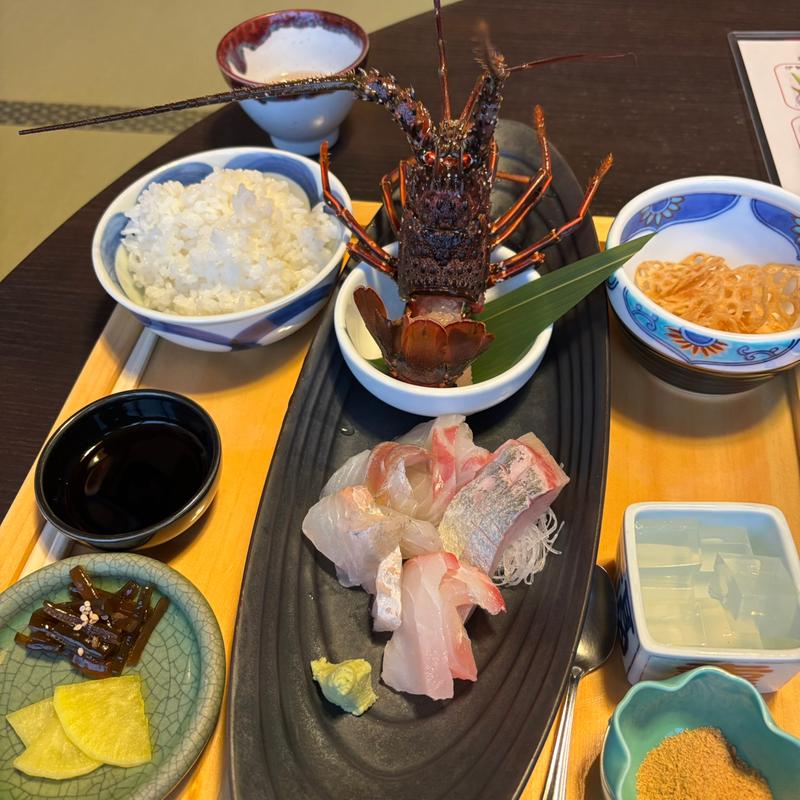 伊勢エビ刺身御膳(伊勢海老　海鮮蒸し料理　華月 （カゲツ）)