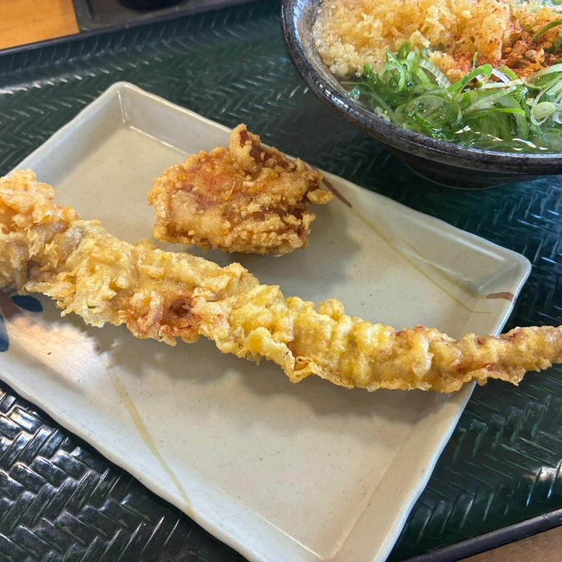 はなまる唐揚げ（150）+ゲソ天（250）(はなまるうどん 滋賀東草津店 )